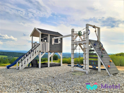 DOMEK STANDARDOWY 150 X 200 CM Z WIEŻĄ